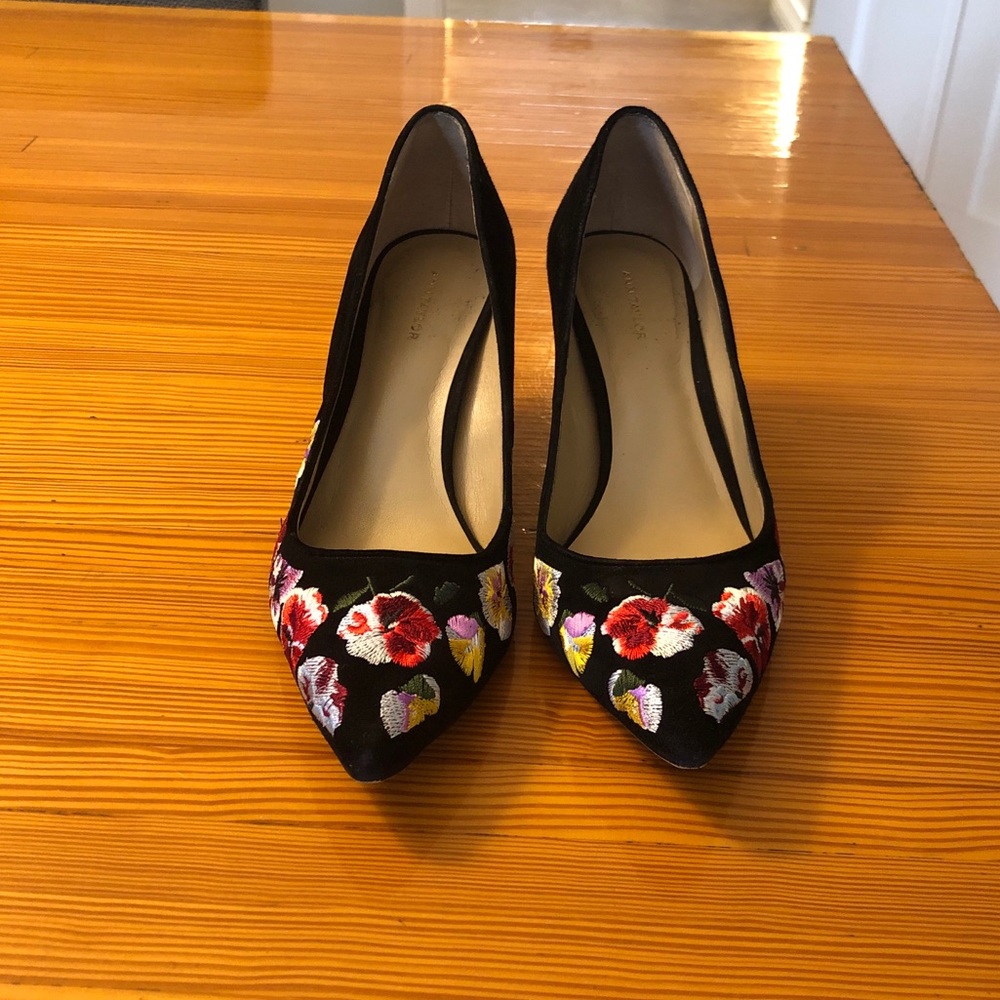 Ann Taylor Low Heel